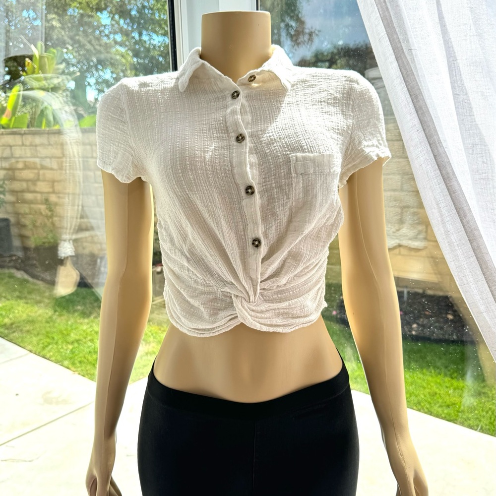 White Crop Top Size M Medium Front Knot Short Sleeve Shirt Free People Tank